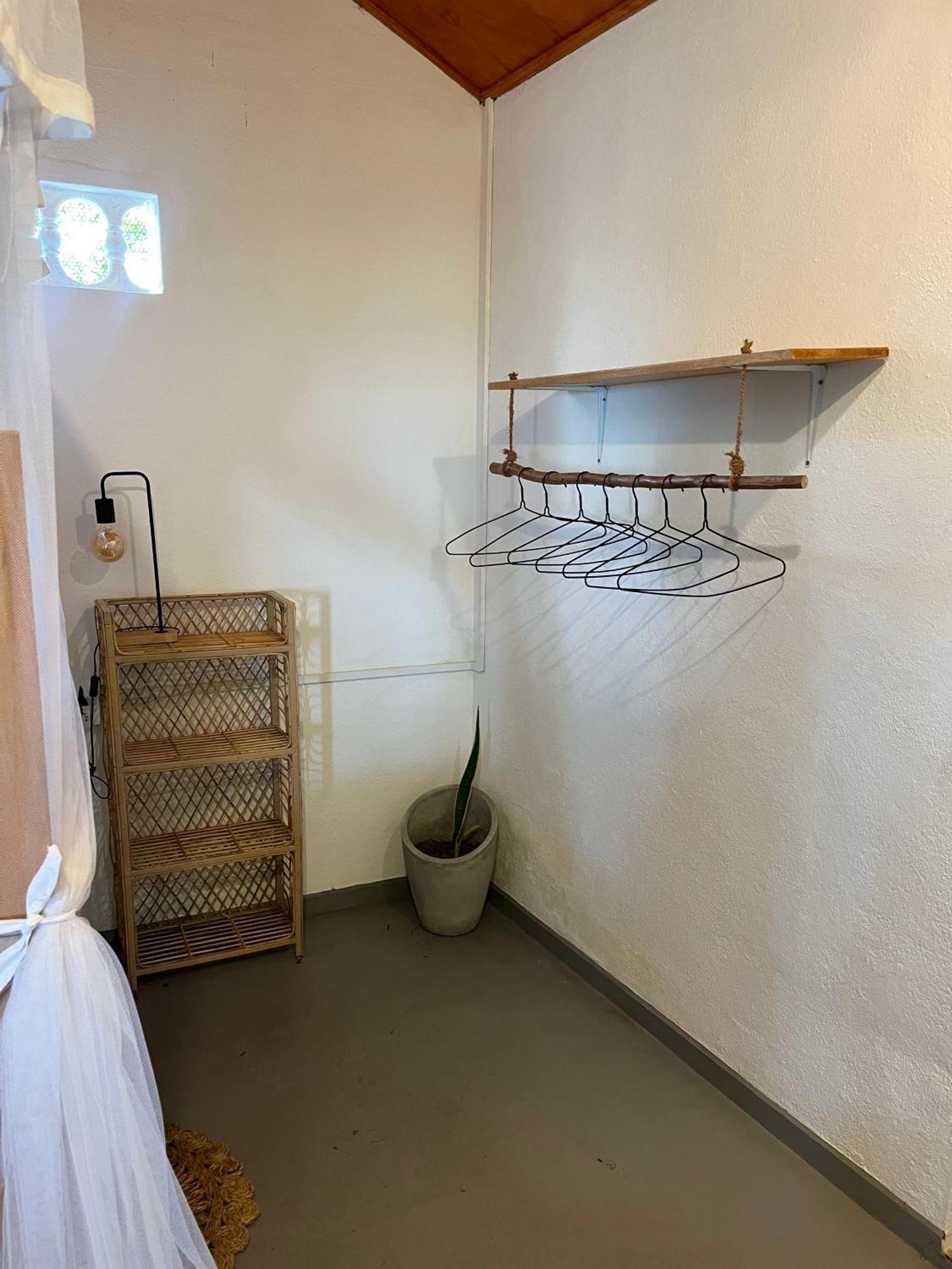 Just Another Guesthouse Polhena Extérieur photo