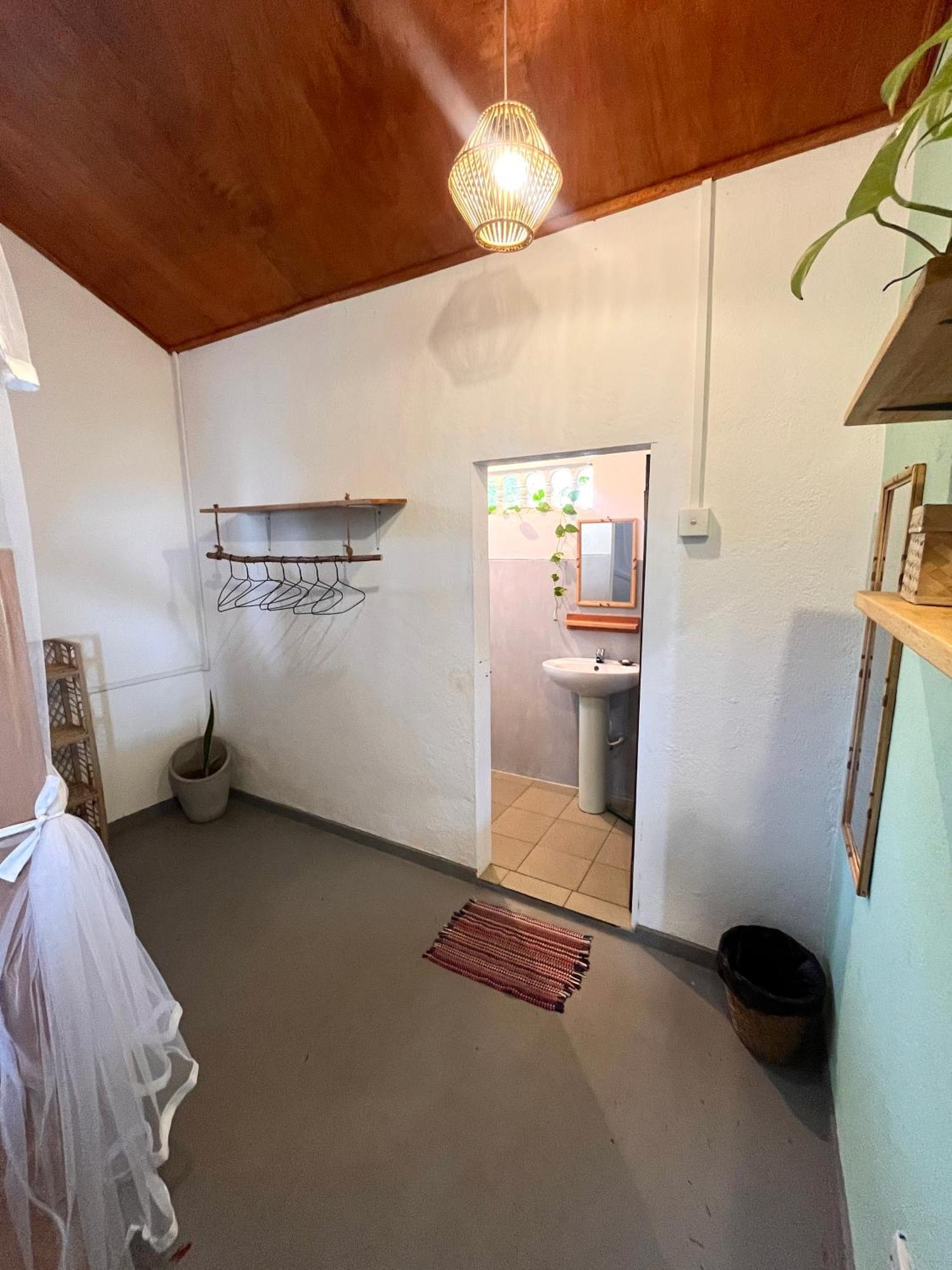 Just Another Guesthouse Polhena Extérieur photo