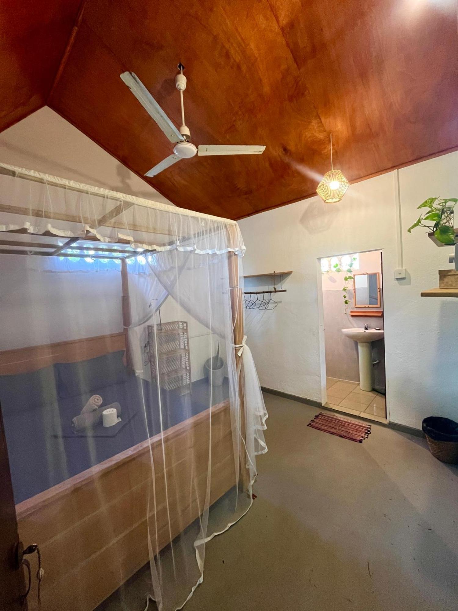Just Another Guesthouse Polhena Extérieur photo